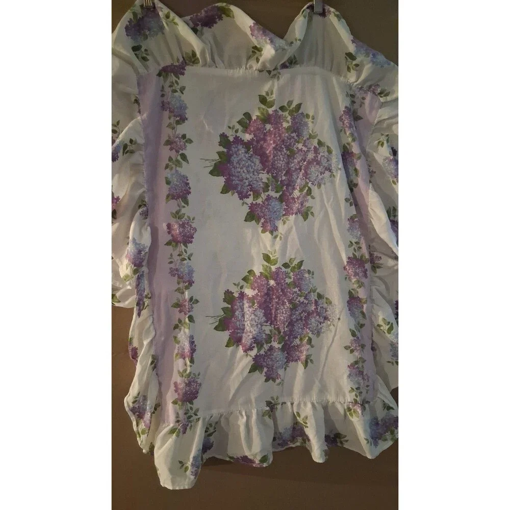 1990s Vintage Cottage Floral Hydrangeas Purple Quilted Comforter Blanket & Sham